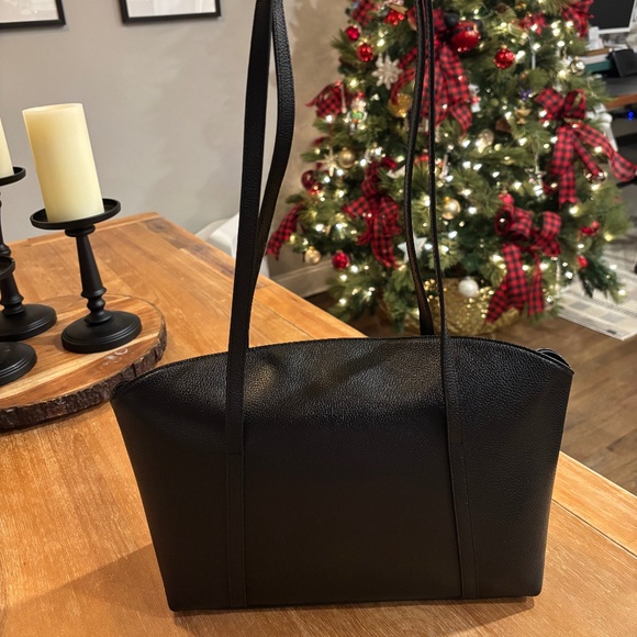 Monorow Sara Black Leather East West Shoulder Bag - Picture 11 of 14